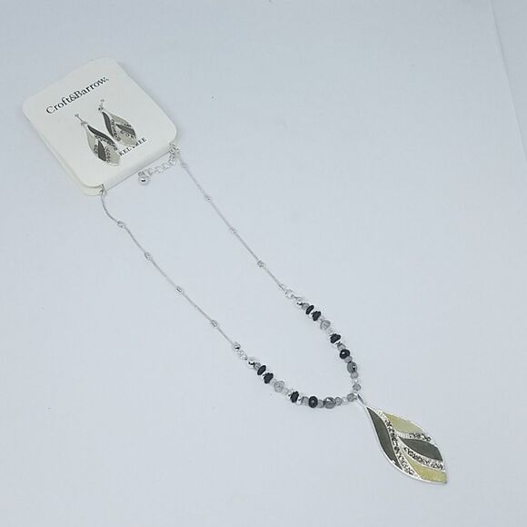 NWT Croft & Barrow Necklace & Earrings Set - Picture 2 of 4